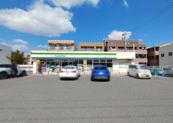 新築テラスハウス　フレスト星ヶ丘駅　A2棟(ファミリーマート名東本通三丁目店)