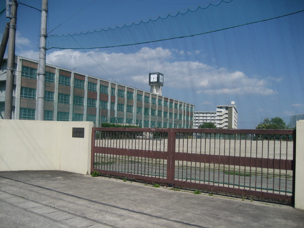名古屋市緑区清水山2丁目の土地(名古屋市立南陵小学校)