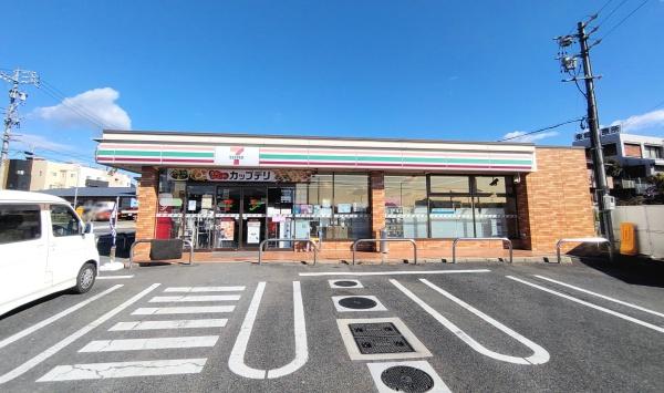 クレイドルガーデン東郷町和合第6 2号棟(セブンイレブン東郷いこまい館前店)
