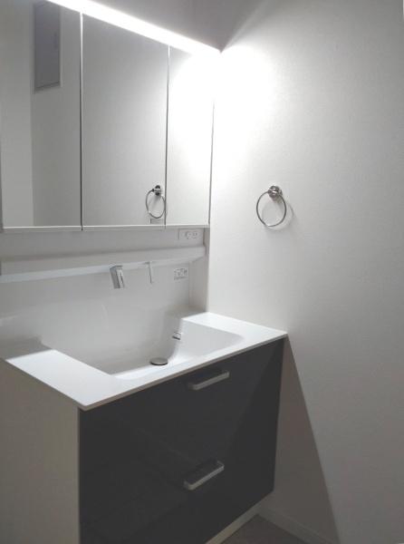 名古屋市天白区荒池2丁目の中古一戸建て(洗面台・洗面所)