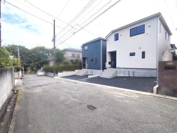 クレイドルガーデン東郷町白鳥第8　1号棟