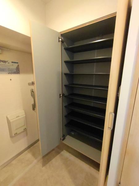 平針西住宅2号棟(収納)