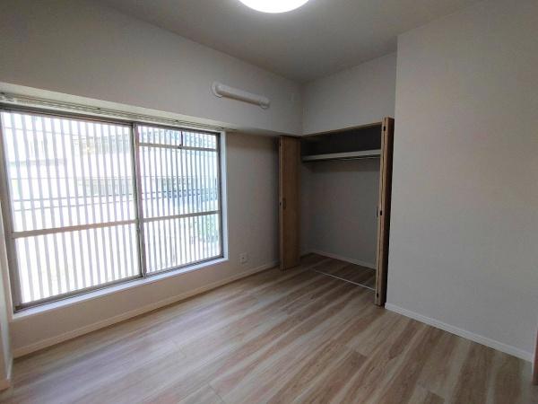 プラザ・フェニックス(洋室)