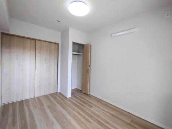 プラザ・フェニックス(洋室)