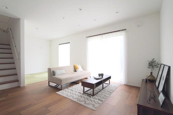 日進市香久山３丁目の中古一戸建て