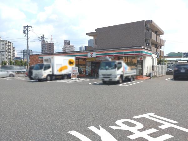 日進市赤池南１丁目の土地(セブンイレブン日進赤池3丁目店)