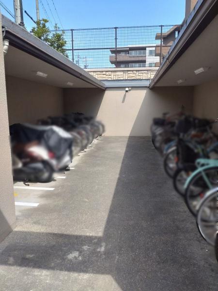 ファミール鹿山リーフスクエア