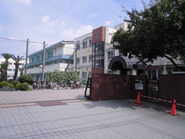 名古屋市昭和区長戸町４丁目の土地(名古屋市立松栄小学校)