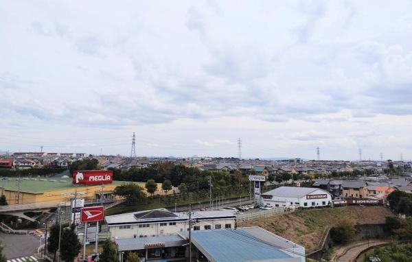 野村三好ヶ丘ヒルズ四番館