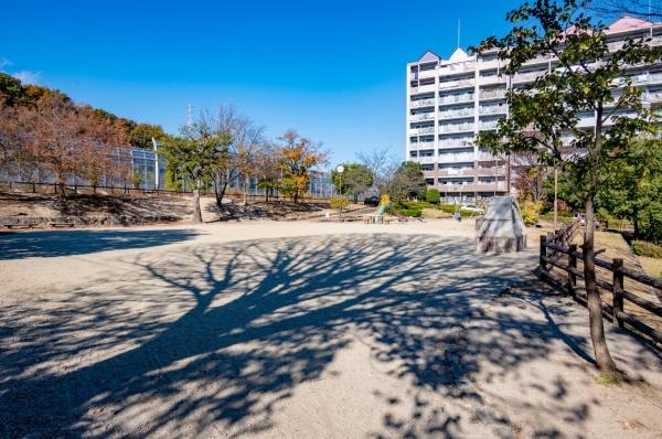 シンフォニアみなみが丘イーストコートD棟(有松南公園)