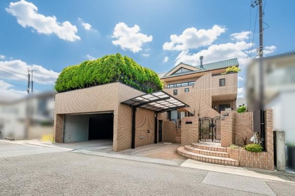 名古屋市天白区鴻の巣２丁目の中古一戸建て