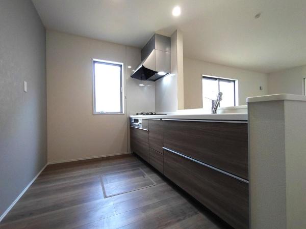 リーブルガーデン東郷町春木白土第2　全1棟