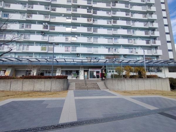 ハートフルタウン緑区姥子山3期 A号棟(名古屋鳴海団地内郵便局)