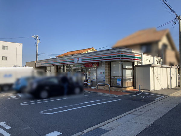 MELDIA名東区よもぎ台3丁目 2号棟(セブンイレブン名古屋平和が丘4丁目店)