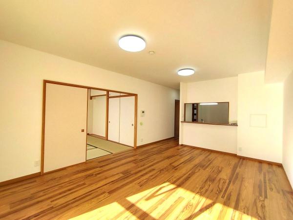 日進香久山杜の街102号棟