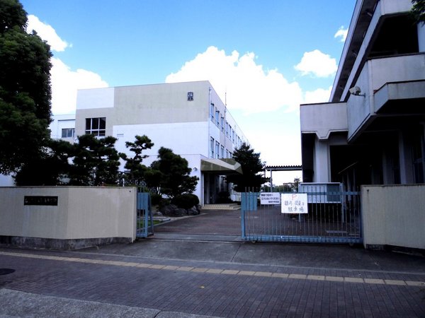 名古屋市千種区豊年町の土地(名古屋市立振甫中学校)