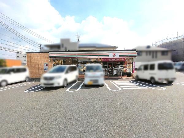 MELDIA瑞穂区津賀田町339　2号棟(セブンイレブン名古屋神前町1丁目店)