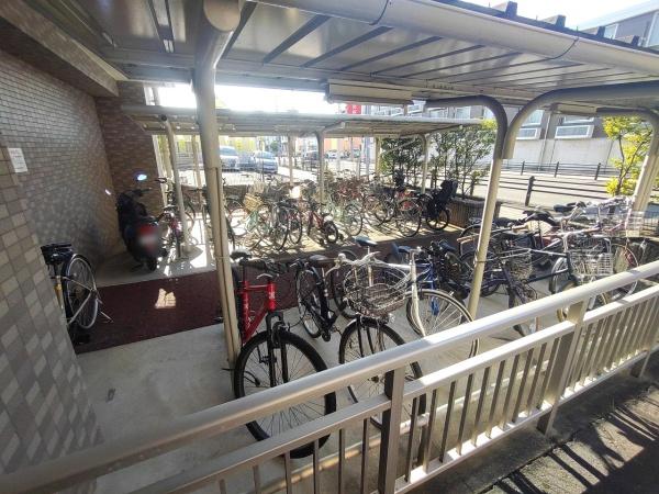 ファミリアーレ豊明前後