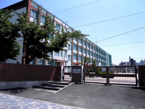 新築分譲住宅　昭和区北山町1期　1号棟(名古屋市立駒方中学校)