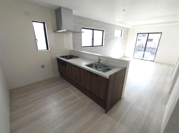 新築分譲住宅　緑区曽根3期　全1棟