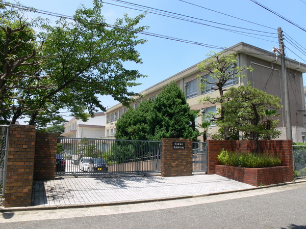 名古屋市南区北内町４丁目の土地(名古屋市立新郊中学校)