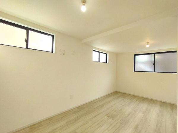 新築分譲住宅　緑区ほら貝1期　2号棟