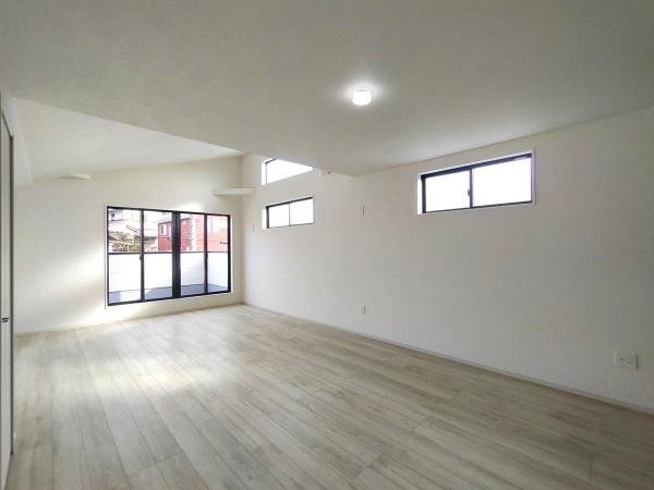 新築分譲住宅　緑区ほら貝1期　2号棟