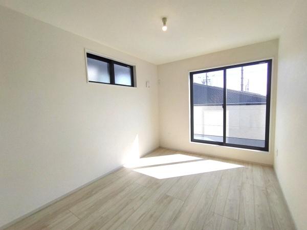 新築分譲住宅　緑区浦里1期　2号棟
