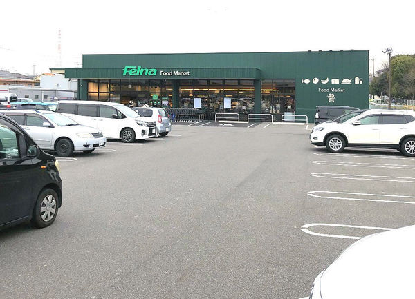 ハートフルタウン緑区大高町東古根　B号棟(Felna森の里店)