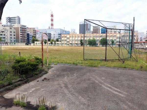 ライオンズマンション新栄(名古屋市立白山中学校)