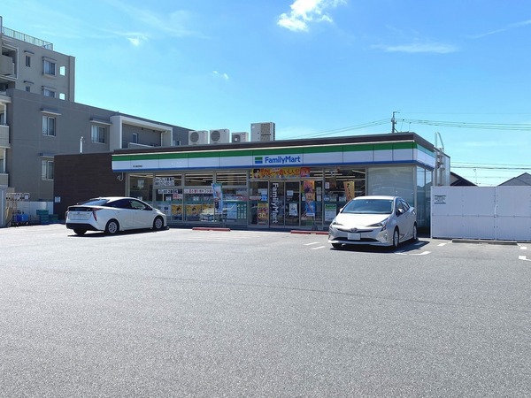 新築分譲住宅　天白区植田東5期　2号棟(ファミリーマート天白植田東店)
