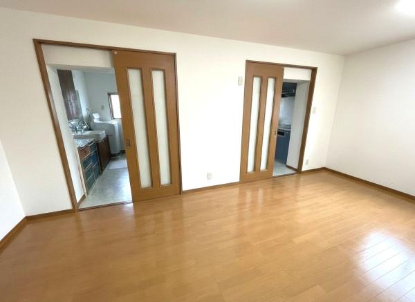 名古屋市昭和区藤成通５丁目の中古一戸建て