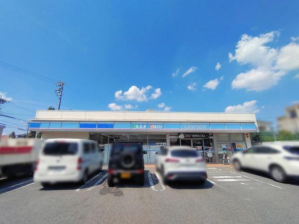 赤松台パークハウス四番館(ローソン名東区文教台店)