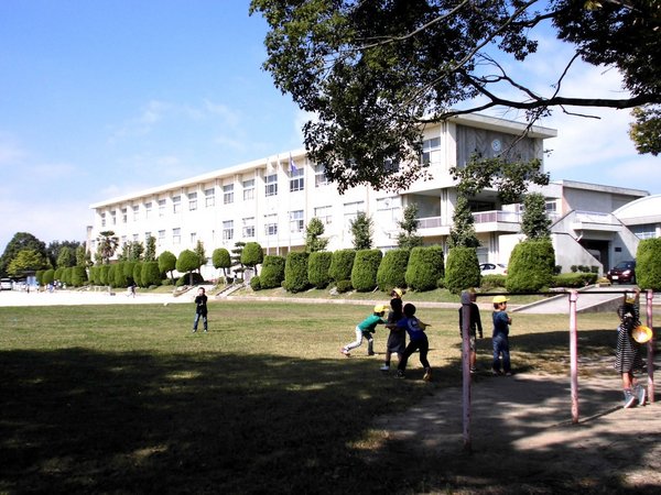 クレイドルガーデン東郷町諸輪第8　3号棟(東郷町立諸輪小学校)
