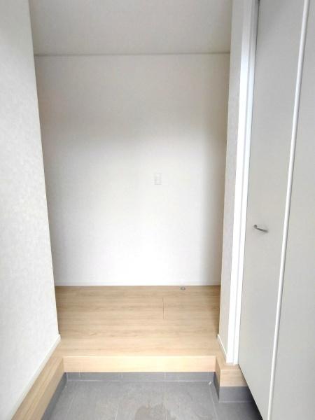 クレイドルガーデン東郷町諸輪第8　3号棟