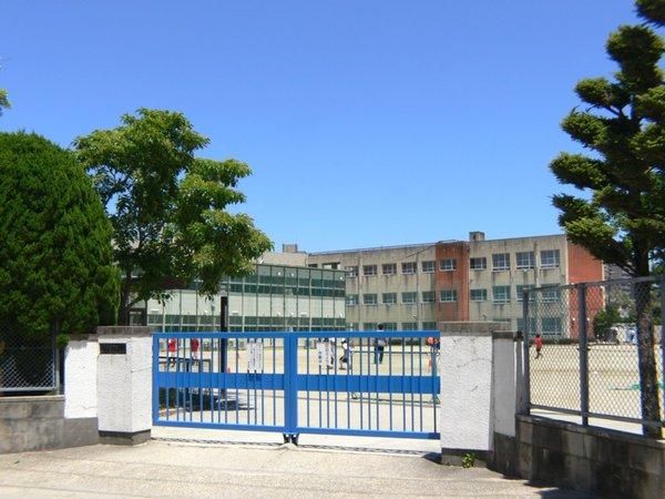 天白第四住宅6号棟(名古屋市立天白小学校)