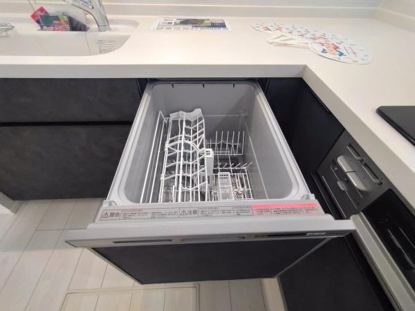 ミラスモ緑区潮見が丘2174　1号棟