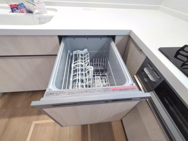 ミラスモ緑区潮見が丘2174　2号棟
