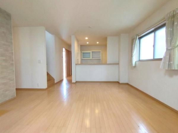 名古屋市緑区鳴海町字中汐田の中古一戸建て