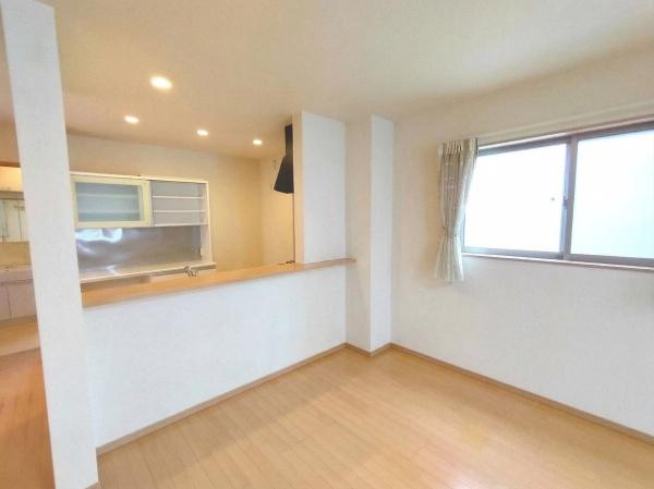 名古屋市緑区鳴海町字中汐田の中古一戸建て