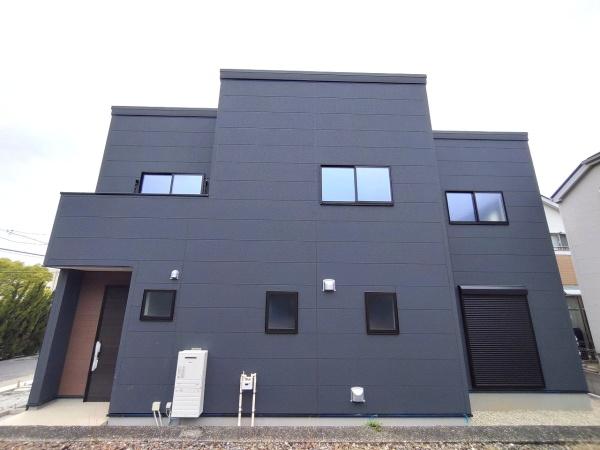 リーブルガーデン天白区山根町　3号棟