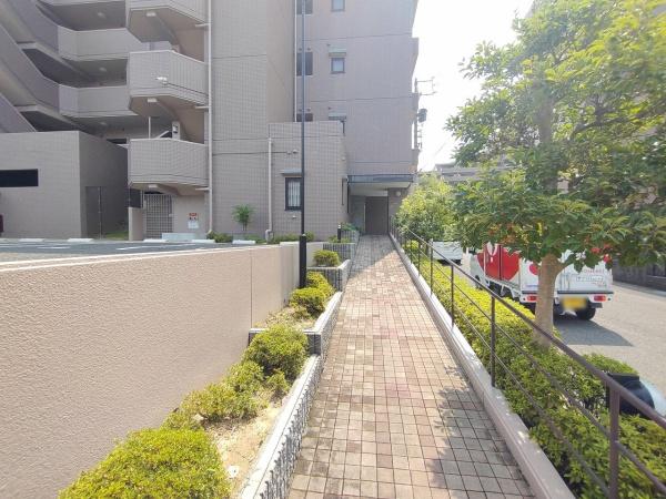 ファミール日進二番館