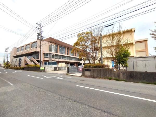 常滑市新開町５丁目の中古一戸建て(常滑市立常滑西小学校)