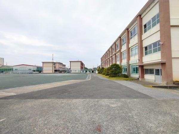 一宮市時之島字丸先の中古一戸建て(一宮市立西成中学校)
