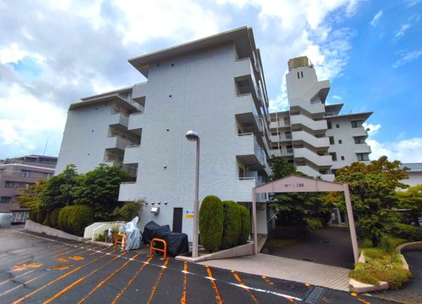 荘苑八事ビラージュ二番館