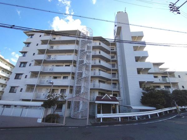 荘苑八事ビラージュ一番館