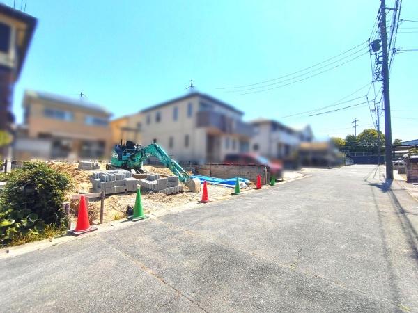 ブルーミングガーデン東郷町清水3丁目　全1棟