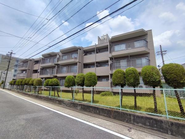 平和が丘住宅10号棟