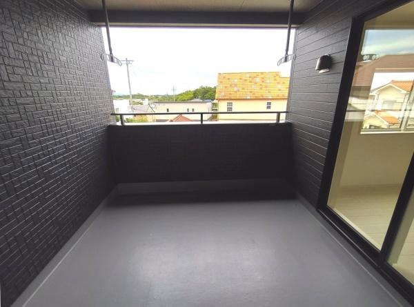 ブルーミングガーデン日進市三本木町廻間　全1棟
