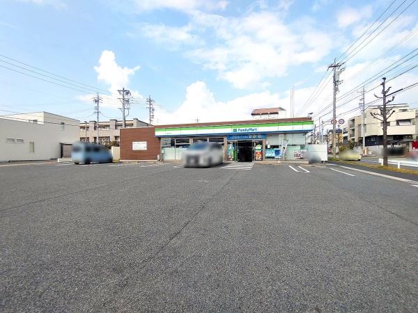 ミラスモ緑区旭出3902　1号棟(ファミリーマート緑滝ノ水店)